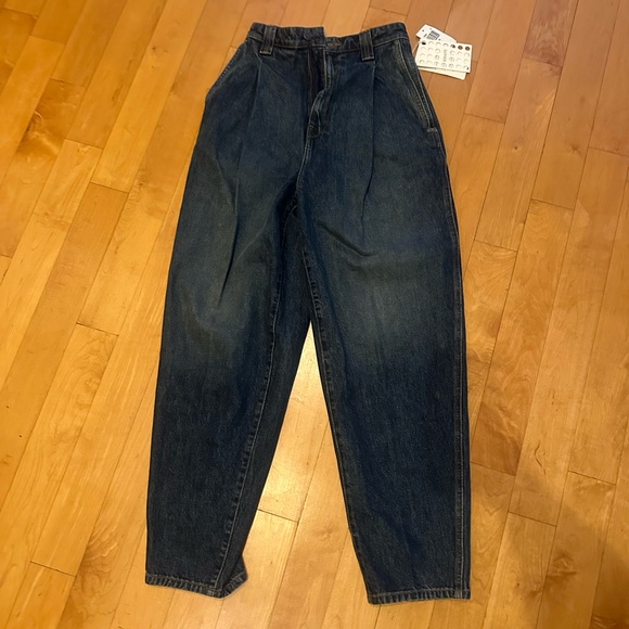 NWT Khaite high waisted jeans - Picture 2 of 5